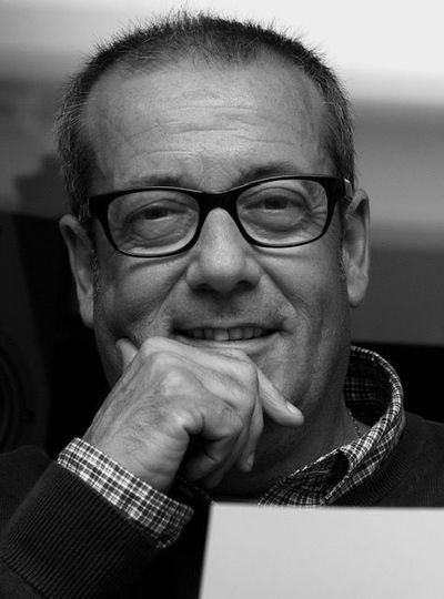 Salvador Aldeguer debuta en la ficción con El Club de Patchwork de Madeline O’Sullivan