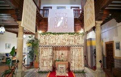 Lagartera acerca su histórico Corpus al reconocimiento turístico nacional