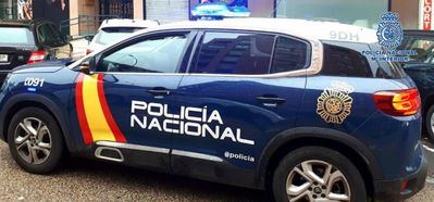 Golpe a plena luz del día en Toledo: tres encapuchados asaltan una joyería y huyen tras una persecución policial