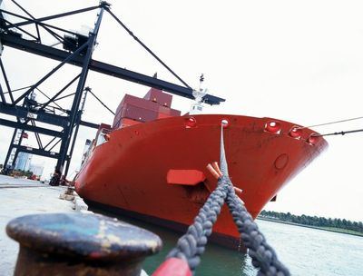 Castilla-La Mancha rompe su techo exportador y supera los 3.900 millones en ventas al exterior