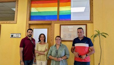 El PSOE propone una moción para celebrar el Orgullo LGTBI y exhibir la bandera arcoíris