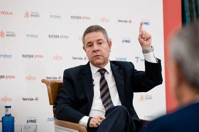 García-Page: "El PSOE tiene más de 120 imputados. ¿No somos responsables de nada?"