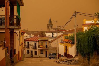 CLM estudia rebajar a nivel 2 la alerta por el incendio de Toledo ante la mejora de la situación