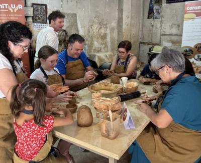 Este barrio revive su tradición cerámica