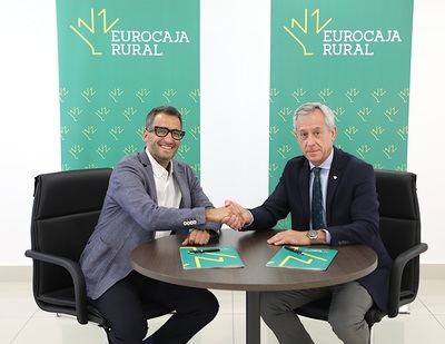Eurocaja Rural y APEFA amplían su alianza para promover el crecimiento del sector farmacéutico alicantino