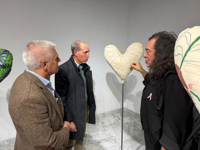 La Diputación de Toledo inaugura la muestra “Corazones con Alma”