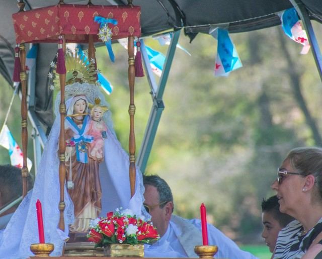 Bolarque acoge la XXIII procesión marinera en honor a la Virgen del Carmen