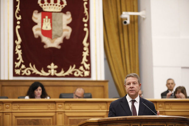 García-Page: 'Hoy se hace irreversible el proceso autonómico. Ésta es una región limpia, coherente y sencilla'