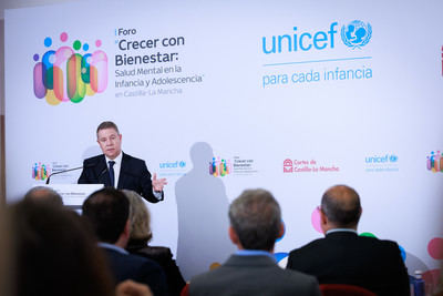 García-Page anuncia la implantación de “siete unidades móviles de salud infanto-juvenil”