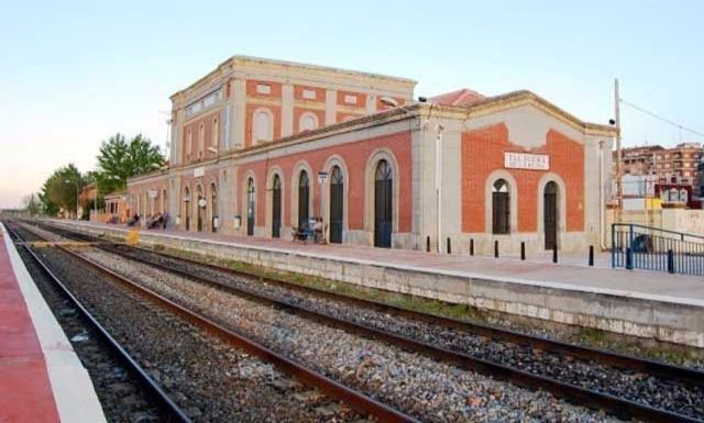 Intervienen un tren a su paso por Talavera por un viajero que se negaba a llevar mascarilla