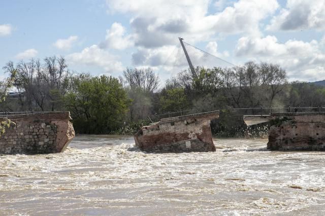El PSOE destaca los avances del Gobierno en la restauración del Puente Viejo