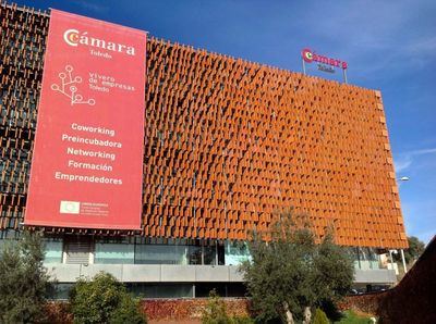 La Cámara de Comercio de Toledo recibe un galardón especial por su alianza estratégica con FEDETO