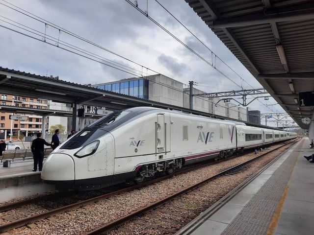 El anuncio de Renfe: Viaja en tren por España y Europa con hasta un 90% de descuento