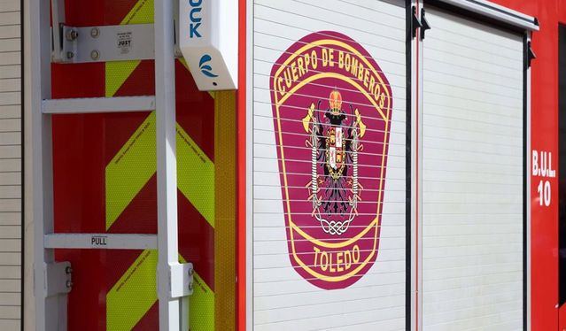 Un vehículo choca contra tubería y genera una fuga de gas en pleno centro de Toledo