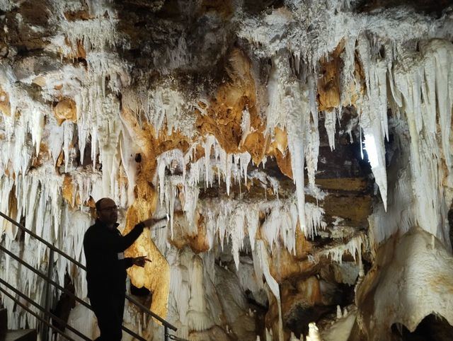 Cuevas del Águila: Regreso al pasado
