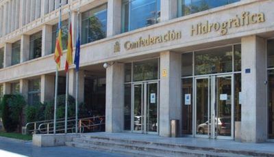 CLM acusa a las confederaciones de ser “instituciones paralizantes”
