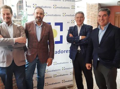 CLM aprueba la fusión histórica de los Colegios de Mediadores de Seguros