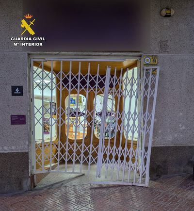 Tres detenidos por robar en 10 establecimientos públicos y una vivienda