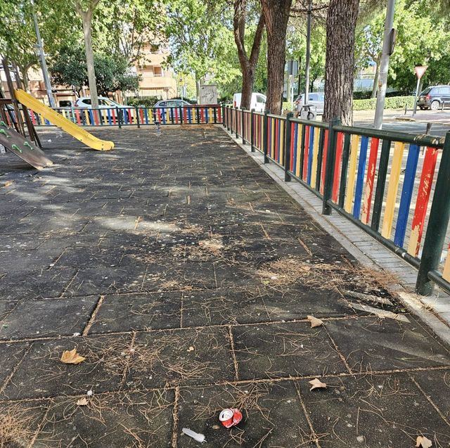 Así se encuentra el parque situado en la Plaza Colón de Talavera