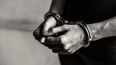 Tres pueblos de Toledo 'involucrados', navajazos y un detenido: el motivo, orinar junto a un coche