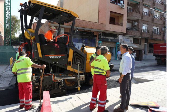 Toledo culminará en septiembre la renovación de calles y acerado en el barrio de Santa Teresa