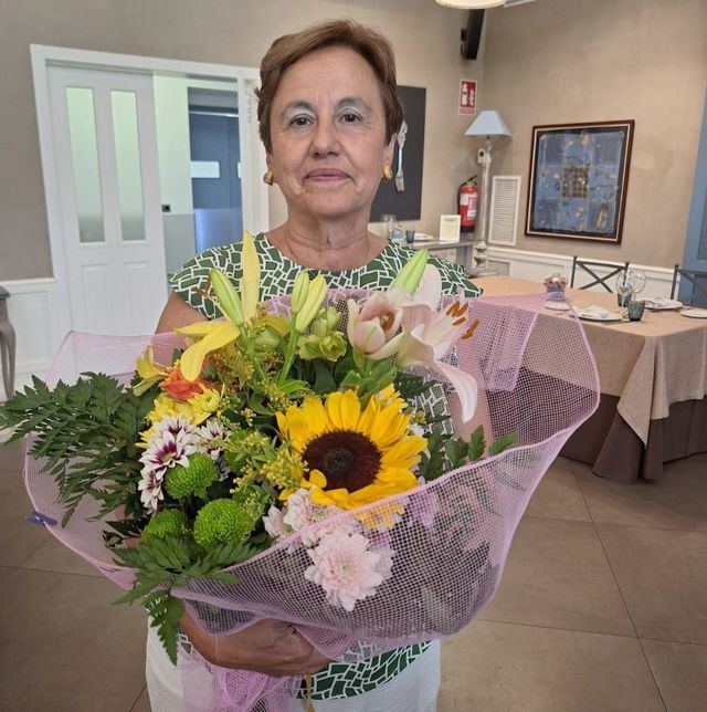 Talavera homenajea a Nazareth Martín Nieto tras 45 años de servicio en el Ayuntamiento