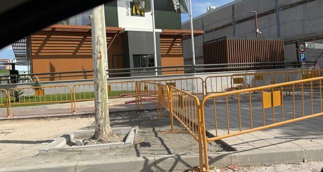 Vecinos y comerciantes de Talavera hartos de la lentitud y los problemas de las obras de Puerta de Cuartos, Avenida de Portugal...