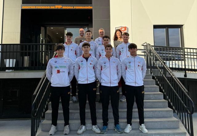 La selección nacional Sub-23 de piragüismo elige Ciudad Ebora Formación para preparar la temporada