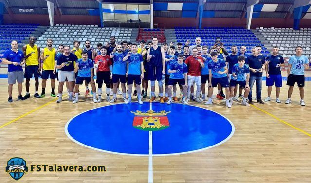 Dos deportes, una afición: fútbol sala y baloncesto compartirán carnés de temporada