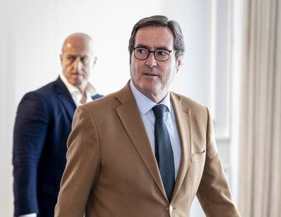 Garamendi sobre la ampliación del permiso por fallecimiento: "Pediría uno para descansar 10 días de los anuncios de Díaz"