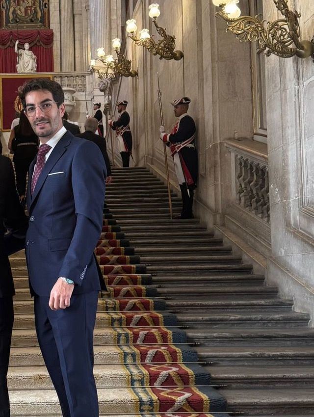 El talaverano Vidal González, presente en la recepción del Rey con un diseño de Empíreo