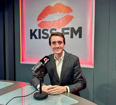 El talaverano Julián Garvín, de Kiss FM, Antena de Oro 2025