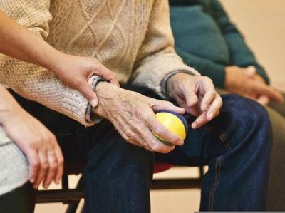 Castilla-La Mancha añadirá 440 plazas en residencias de mayores con la apertura de cinco centros