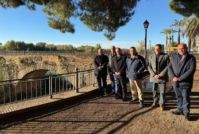La Diputación se compromete a colaborar con el Ayuntamiento en el arreglo del acceso al puente viejo