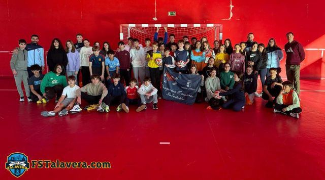 Aula Futsal reanuda su recorrido haciendo parada en el IES Padre Juan de Mariana