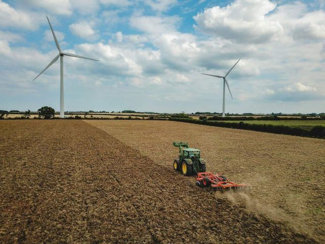 CLM pagará 150 millones de euros de la PAC en diciembre: 'Somos los primeros'