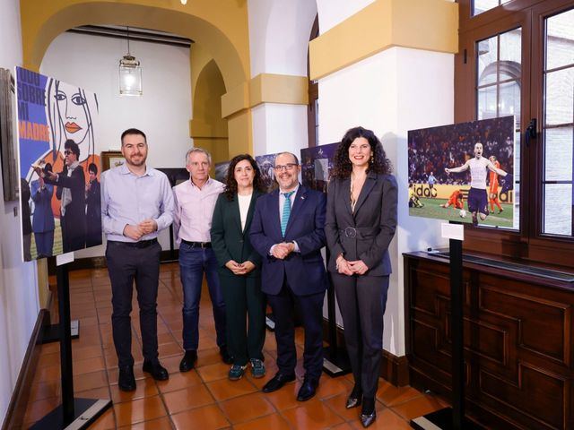 Las Cortes regionales celebran “la mejor Constitución”