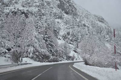 España se prepara para un puente de diciembre con nieve