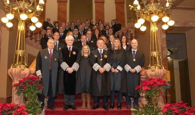 Ángel José Cervantes asume la presidencia del Consejo regional de Abogacía