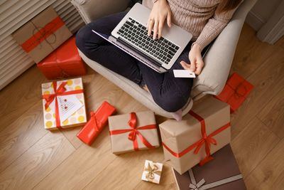 ¿Cuánto dinero se gastarán los españoles en regalos de Navidad?