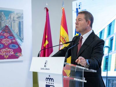 Page reivindica la política vocacional frente a la "mala política" de "algunos políticos"