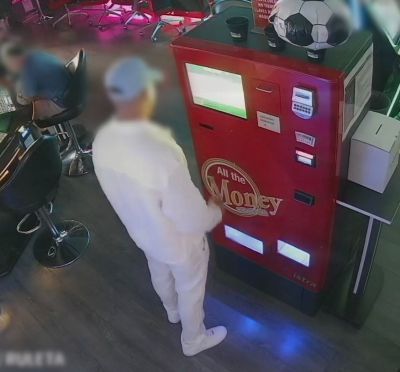 Detenidas siete personas por robar en pleno día en un salón de juegos de Toledo