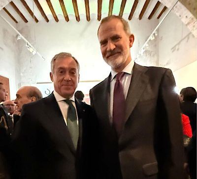 El presidente de Eurocaja Rural asiste al 160º Aniversario de 'Las Provincias'