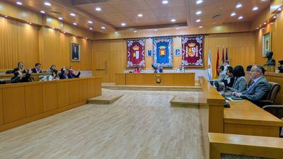 Carrillo: "El Gobierno de Gregorio y Moreno queda en evidencia en el Pleno al llevar un convenio que ni siquiera se habían leído"