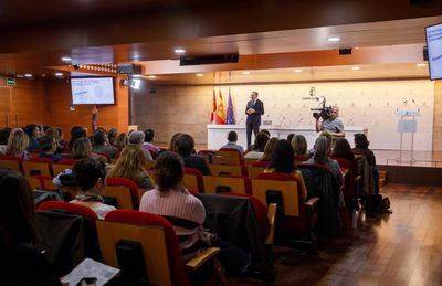 CLM lanza una estrategia para mejorar la atención a personas con enfermedades raras