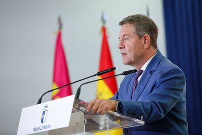 García-Page cree que la muerte de Tejero y la de las "teorías de conspiración" contra el Rey son una "buena coincidencia"