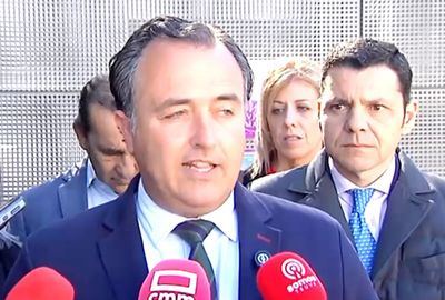 El desliz de David Moreno (VOX): confunde el agua con el vino