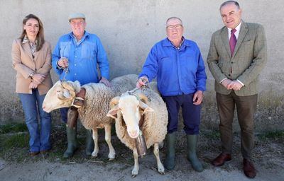 ‘Blanco y Pajarito’ se preparan para protagonizar el Gran Cortejo de Mondas 2026