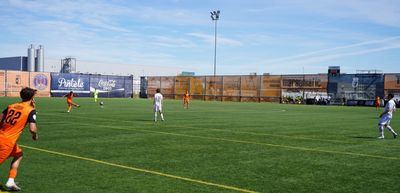 El CD Cazalegas EB cae ante el CD Illescas y se queda al borde del descenso