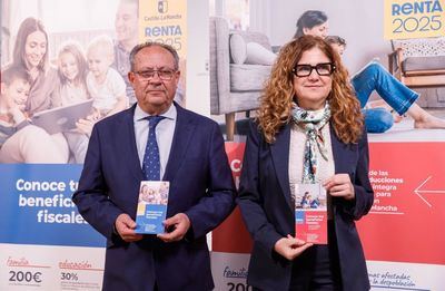 CLM lanza 27 deducciones fiscales y beneficia a 215.000 contribuyentes